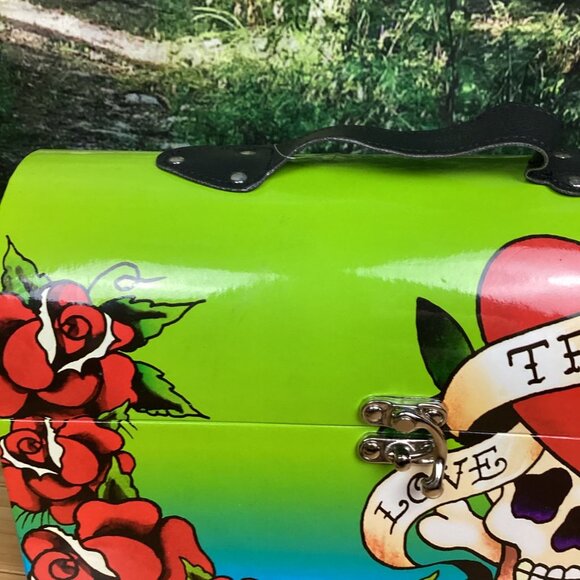 Ed Hardy x Lisa Frank Storage Chest Cardboard "lunchbox" NEW - Picture 3 of 16